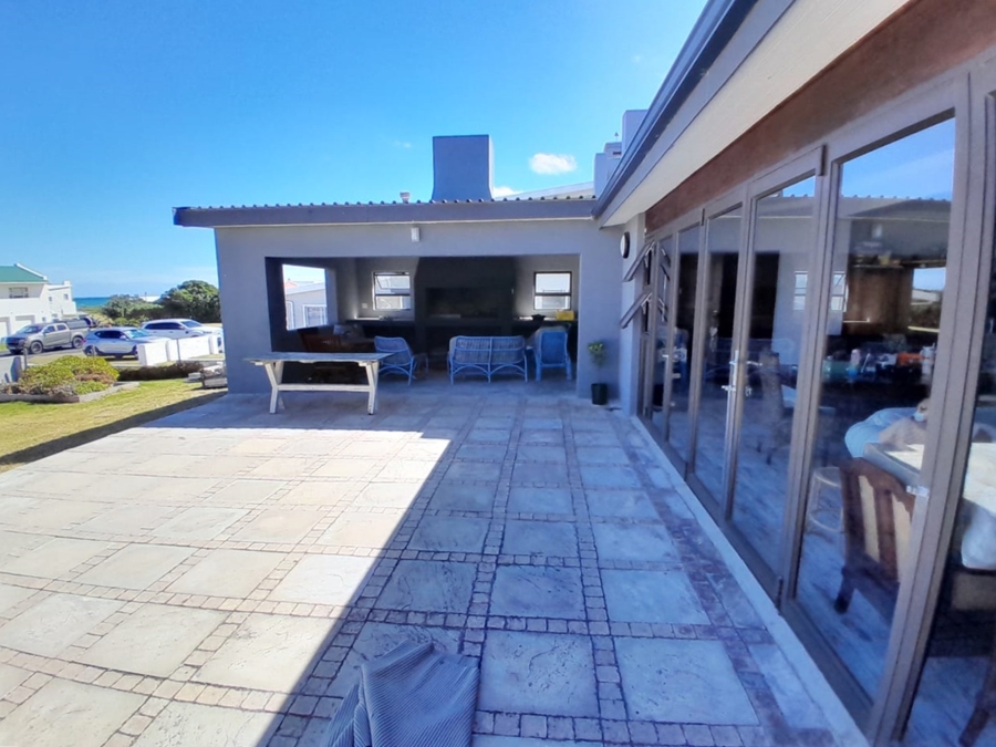 4 Bedroom Property for Sale in Agulhas Western Cape